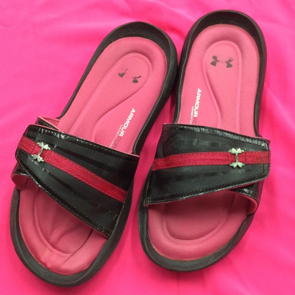 Under Armour Black and Pink Size 9 Sandals